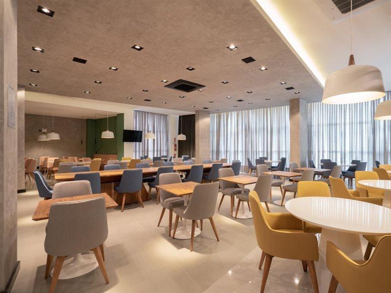Slaviero Chapeco - Pet Friendly - Proximo A Efapi Hotel Exterior photo